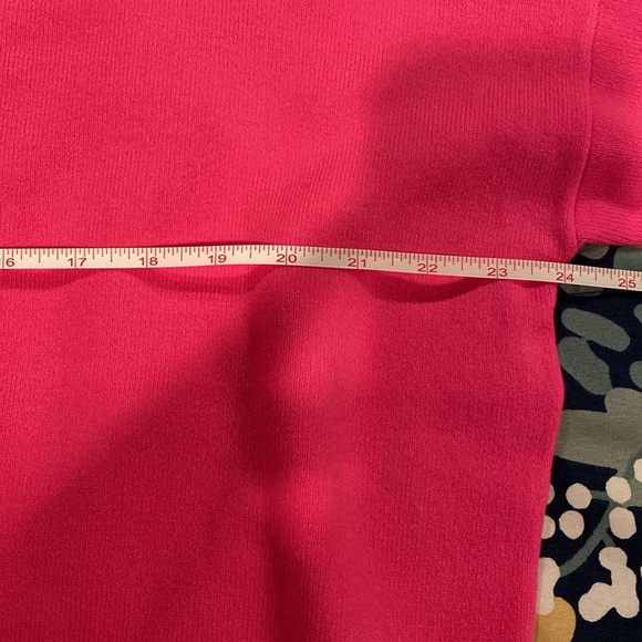 French connection hot pink sweater. Small - Picture 4 of 10